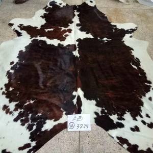 Vendita di Tessuto Decorativo in Pelle Bovina Intera, Pelle di Vacca con Pelo, Pelle Finita - Product Image 2