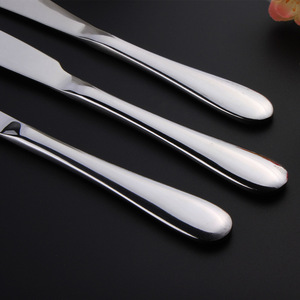 Juego de cuchillos de acero inoxidable serie 1010 con hoja serrada, cubiertos para mesa de boda, para adultos - Product Image 3