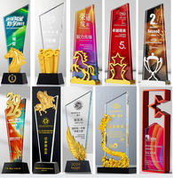 Nouveau trophée portable personnalisé gravé au laser, en résine rouge polie, hexagonal, rayé, pour cadeau promotionnel, thème sportif