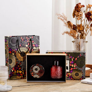 กล่องใส่เทียนหอมระเหยอโรมาเธอราพีทันสมัยคุณภาพสูงกล่อง<span class=keywords><strong>ของขวัญ</strong></span><span class=keywords><strong>ของขวัญ</strong></span>ถ้วยท้องฟ้าลายนูนเต็มไปด้วยดวงดาวสำหรับวันเกิดน้ำมันหอมระเหยวันคริสต์มาส - Product Image 1