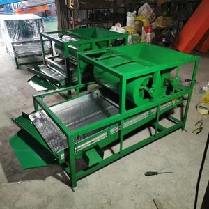 Crible vibrant pour graines d'arachide haute performance et haute productivité de 2-3 tonnes avec moteur comme composant principal, garantie 1 an - Product Image 6