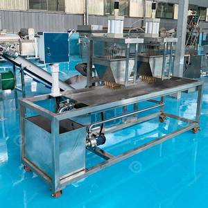 Machine de fabrication de perles de tapioca, de cristaux de gelée, de fruits et de bulles pour la ligne de production de thé, avec déposeur de boba éclatante - Product Image 2