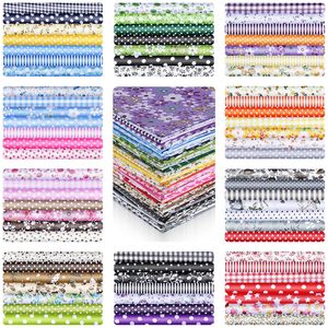 Lot de carrés de tissu en coton matelassé imprimé multicolore, pré-coupés, pour travaux manuels de couture et patchwork DIY - Product Image 1