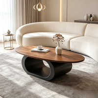 Table basse moderne en fer avec plateau en bois, durable et multifonctionnelle pour salon et appartement locatif