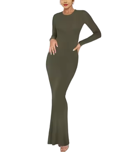 Elegante Vestido Maxi Ceñido de Manga Larga Verde Oliva con Cuello Redondo, Tejido, Largo hasta el Suelo, con Dobladillo Acampanado, Ideal para Fiestas - Product Image 1