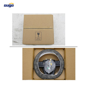 <span class=keywords><strong>Volant</strong></span> de luxe GUGO LC300 en cuir pleine fleur à 3 branches pour Land Cruiser 300, ergonomique, chauffant, boutons noirs, anti-corrosion UV - Product Image 2