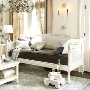 Nhà Cung Cấp Trung Quốc Cổ Điển Bằng Gỗ Trắng Cắt Sofa Đồ Nội Thất Ghế Phòng Chờ Phòng Khách Mây Sofa Set - Product Image 3