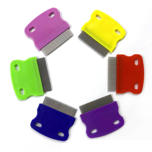 Peine de acero inoxidable para mascotas, peine de aguja larga para pulgas con características de eliminación de liendres <span class=keywords><strong>antipiojos</strong></span>, herramienta de limpieza para perros y gatos hecha de plástico - Product Image 5