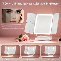 Miroir de maquillage LED pliable à trois volets avec grossissement 1X 3X 5X, boîte de rangement, base, angle réglable, rechargeable par Type-C