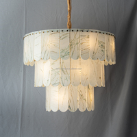 Nouveauté : Lustre rond à 3 niveaux en marbre blanc naturel, style moderne et luxueux, pour projets hôteliers et villas haut de gamme
