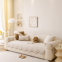 Coussin de canapé en peluche épaissi au design esthétique crème - Housse moderne de luxe haut de gamme, antidérapante, chaude et lavable pour l'hiver