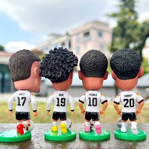 Figurine de football en PVC 2026, statue bobblehead personnalisée faite à la main, artisanat en résine, figurine de joueur de football bobblehead - Product Image 2