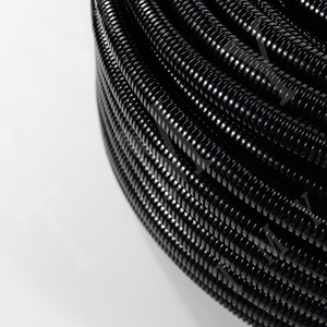 สายไฟฟ้าสีดำแบบมีโครงสร้างลอน ป้องกันน้ำและฝุ่นระดับ IP65 ทนไฟมาตรฐาน <span class=keywords><strong>UL94</strong></span> ผลิตจากไนลอนยืดหยุ่นสำหรับสายไฟ/สายเคเบิล - Product Image 2