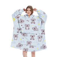 Couverture à capuche personnalisée imprimée taille unique confortable et chaude surdimensionnée avec poche pour animaux de compagnie