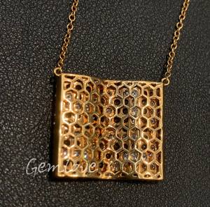 สร้อยคอสี่เหลี่ยมสีทอง18K ทันสมัยสำหรับผู้หญิง2025ใหม่เพชรทรงกลมเจียระไนในห้องปฏิบัติการเหมาะสำหรับงานปาร์ตี้ - Product Image 4