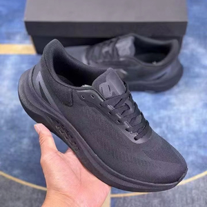 Nouvelles baskets de créateur 2026 de haute qualité, respirantes, pour hommes, chaussures de marche décontractées et de course. - Product Image 1