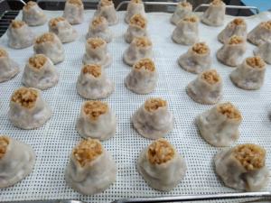 2024 boulettes frites populaires chaudes formant Gyoza faisant la machine Gyoza Machine avec un bon prix - Product Image 6