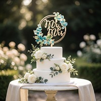 Nouvelle Arrivée Décoration de Gâteau de Mariage Ins Topper de Gâteau en Bois Mr & Mme avec Fleurs pour Fournitures de Fête de la Saint-Valentin