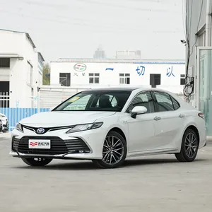 Sıcak satış çin arabalar 2023 2024 modeli Toyota Camry hibrid 2.0L 0km yeni kullanılmış araba 2022 khann Camry Sedan