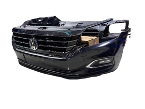 Kit de Carrocería de Carbono Usado de Alta Calidad para Piezas de Repuesto Traseras Atornillables, Garantía de 6 Meses, Incluye Parachoques Delantero - Product Image 2