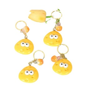 Porte-clés en peluche en forme de fromage avec de grands yeux, breloque souple pour sac à dos, cadeau pour enfants, étudiants, amis, unisexe, âge 8-13 ans - Product Image 5