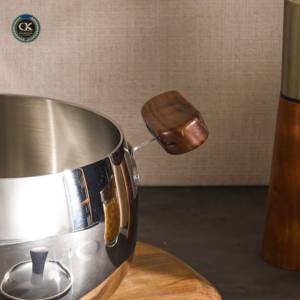 Casserole à double poignée en acier inoxydable 316 et bois de noyer, délicate et exquise, avec couvercle en verre, pour soupes et bouillons - Product Image 4