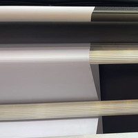 Imprimante numérique grand format à sublimation directe sur tissu de 1,6 m de large pour la production de drapeaux en polyester et textiles – Haute productivité