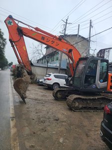 Belle qualité 13.5 tonnes hitachi zx135 pelle sur chenilles utilisé zaxis 135 zx135us ex135 pelle d'occasion hitzxachi 135 - Product Image 4