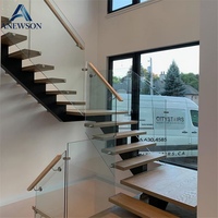 Escalier à poutres carrées moderne pour la maison, décoration intérieure d'escalier à poutres carrées, escalier à poutres carrées élégant