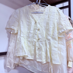 <span class=keywords><strong>Ropa</strong></span> usada a granel Blusas femeninas <span class=keywords><strong>Ropa</strong></span> <span class=keywords><strong>de</strong></span> segunda mano Indonesia Camisas <span class=keywords><strong>de</strong></span> <span class=keywords><strong>mujer</strong></span> <span class=keywords><strong>Ropa</strong></span> <span class=keywords><strong>de</strong></span> segunda mano Blusa <span class=keywords><strong>de</strong></span> algodón <span class=keywords><strong>de</strong></span> marca - Product Image 5