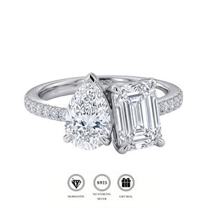 Bague de Fiançailles en Moissanite 10 carats Toi et Moi, Coupe Poire et Émeraude, Bande Pavée en Argent S925, Bague de Promesse, Vente en Gros, OEM/ODM - Product Image 1