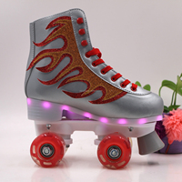 Meilleure vente de patins à roulettes clignotants en PVC de haute qualité pour enfants Semelle intercalaire EVA de conception professionnelle agressive pour l'extérieur en usine directe