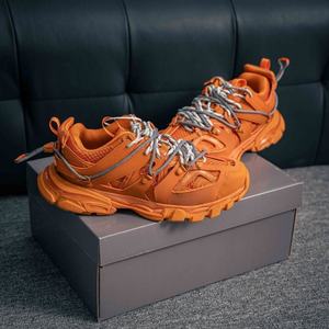 Chaussures décontractées tendance en cuir véritable de haute qualité, style slip-on, série LED Track 3.0, respirantes, pour hommes et femmes - Product Image 2