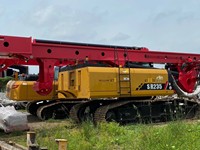 Machine de forage rotative de marque chinoise de premier plan SR235C10 avec un diamètre de poteau de 2000 mm et une profondeur de forage de 68/54 m pour les projets miniers