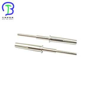 Nouvelle <span class=keywords><strong>borne</strong></span> d'adaptateur <span class=keywords><strong>de</strong></span> pistolet <span class=keywords><strong>de</strong></span> charge <span class=keywords><strong>de</strong></span> véhicule énergétique <span class=keywords><strong>32A</strong></span> <span class=keywords><strong>borne</strong></span> famale bornes <span class=keywords><strong>de</strong></span> coin plaquées argent pour Tesla - Product Image 5