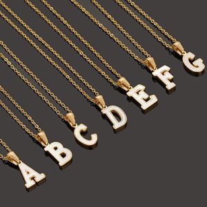 Collar de Acero Inoxidable con Colgante de Letra en Oro de 18K para Mujer, Venta al por Mayor - Product Image 6