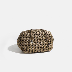 Sacs Mini Décontractés Tendance en Gros, Pliables, en PU de Haute Qualité, Nouveaux Sacs à Main Tissés Faits Main pour Femmes 2025 - Product Image 4