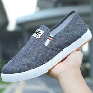 Nuevos zapatos de tela para hombre con antideslizante resistente al desgaste, ligeros y transparentes, zapatos de pedaleo de un pie para hombres enojados - Product Image 4