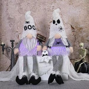 Adorable Juego de 2 Gnomos de Halloween con Gorro de Peluche y Luces LED de Colores Intermitentes - Product Image 3