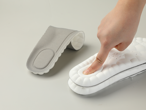 Semelles de confort 4D Cloud Technology Sports Chaussures de soins orthopédiques <span class=keywords><strong>Semelle</strong></span> en PU Coussin d'absorption des chocs doux et respirant pour la course à pied - Product Image 2