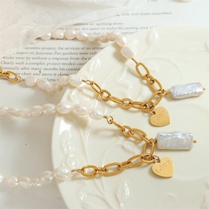 Collier de haute qualité, imperméable et résistant à la transpiration, avec pendentif cœur en perle d'eau douce, collier ras du cou - Product Image 2