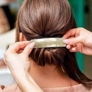 Haute qualité 9.2cm français femmes acrylique plat <span class=keywords><strong>cheveux</strong></span> Barrettes 6 pièces/ensemble élastique <span class=keywords><strong>cheveux</strong></span> griffe pinces pour fête <span class=keywords><strong>cheveux</strong></span> demi queue de cheval - Product Image 3