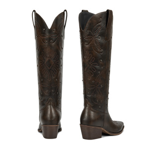 <span class=keywords><strong>Botas</strong></span> Vaqueras Retro Personalizadas WETKISS para <span class=keywords><strong>Mujer</strong></span>, <span class=keywords><strong>Botas</strong></span> Occidentales con Tachuelas y Punta Redonda, Tacón Medio, <span class=keywords><strong>Botas</strong></span> para Conciertos Country - Product Image 2