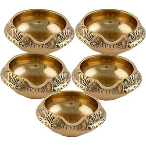 Lampe à huile en laiton gravée Art Déco artisanale pour Diwali Puja - Kit de cérémonie religieuse multi-pièces - Product Image 3