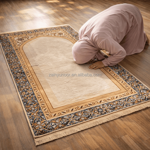 Tappeto da Preghiera Islamico Antiscivolo per Casa e Moschea, Vendita all'Ingrosso - Product Image 1