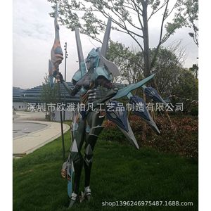 รูปปั้นหุ่นยนต์เรซิ่นตั้งพื้นกลางแจ้ง ดีไซน์ศิลปะสมัยใหม่ - Product Image 3