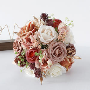 <span class=keywords><strong>Bouquet</strong></span> <span class=keywords><strong>de</strong></span> <span class=keywords><strong>mariée</strong></span> artificiel <span class=keywords><strong>de</strong></span> style forêt vintage en plein air pour les séances <span class=keywords><strong>de</strong></span> photos <span class=keywords><strong>de</strong></span> Noël <span class=keywords><strong>avec</strong></span> la <span class=keywords><strong>mariée</strong></span> et les demoiselles d'honneur - Product Image 2