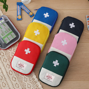 Bolsa Médica Portátil <span class=keywords><strong>de</strong></span> Viaje, Bolsa <span class=keywords><strong>de</strong></span> Almacenamiento <span class=keywords><strong>de</strong></span> Medicamentos, Botiquín <span class=keywords><strong>de</strong></span> Primeros Auxilios Pequeño para Campismo y Senderismo al Aire Libre - Product Image 6