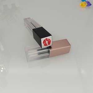 Tube lumineux vide avec couvercle en or <span class=keywords><strong>rose</strong></span>, vernis à lèvres personnalisé, tube en plastique mat pour fond de teint liquide - Product Image 3