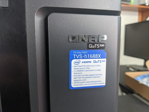 Servidor NAS QNAP TVS-H1688X Tower 16, Servidor de Red de Gran Capacidad con Seis Núcleos - Product Image 4